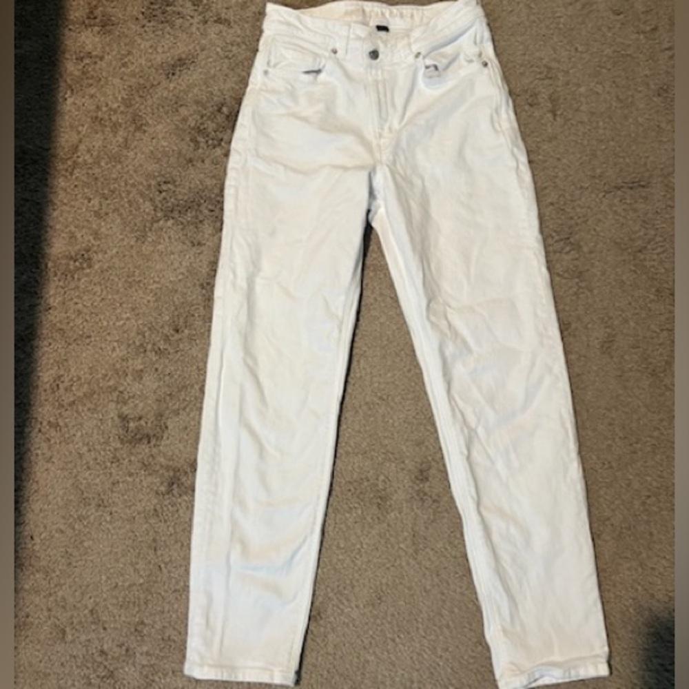 White mom Jean high waisted stretch American eagle jeans
